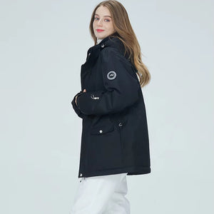 Ulkoilun hiihtosetti – Tuulen- ja vedenpitävä