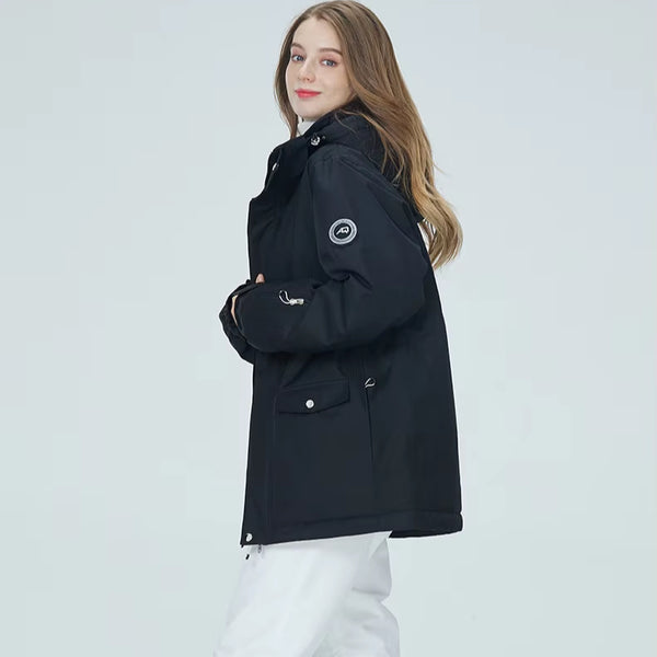 Ulkoilun hiihtosetti – Tuulen- ja vedenpitävä